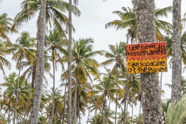 Les Coulisses Écologiques de la Fast Fashion : Décryptage des Émissions de CO2